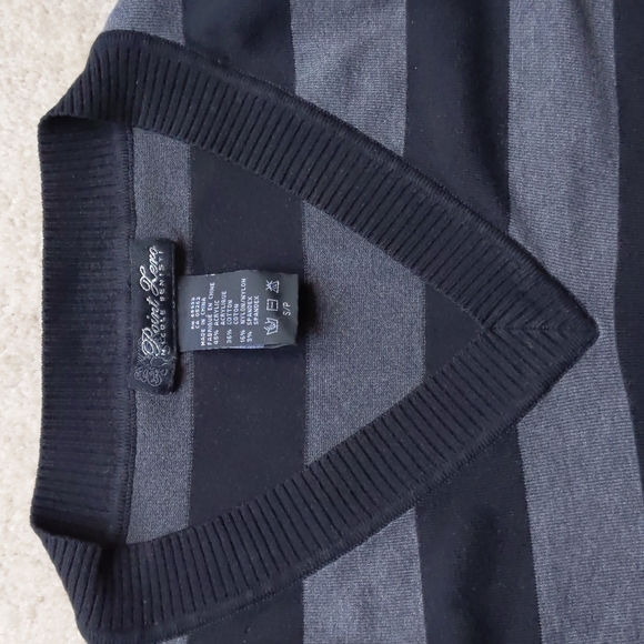 Point Zero Black/Grey Striped Sweater, S, V-Neck Hip Length - Picture 5 of 7